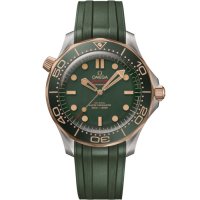 Omega Seamaster Diver 300M Master Co-Axial 42 Titane Bronze Or Vert Caoutchouc 210.92.42.20.10.001
