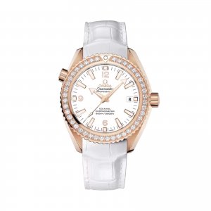 Omega Seamaster Planet Ocean 42 mm Replique montre pour homme Blanc O23258422104001