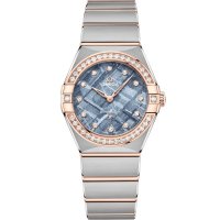 Omega Constellation Manhattan 28 Quartz Acier Inoxydable Or Sedna Diamant Bleu Glacier Meteorite 131.25.28.60.99.001