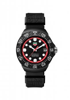 Montre TAG Heuer Formula 1 Solargraph 38 DLC en caoutchouc noir WBY1114.FT8084
