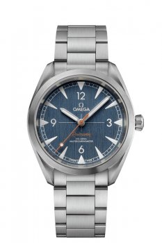 AAA Réplique Montre OMEGA Seamaster Acier Chronometer 220.10.40.20.03.001