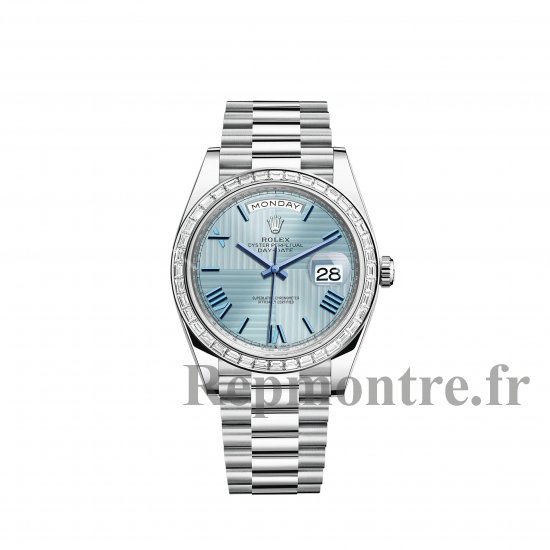 Réplique Rolex Day-Date 40 Platine cadran bleu glace a motif quadrant lunette sertie de diamants m228396tbr-0004 - Cliquez sur l'image pour la fermer