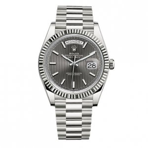 Réplique Rolex Day-Date 40 Stripe fonce motif Rhodium Dial 18K Blanc Or Montre