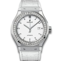 Hublot Classic Fusion Titanium blanc Diamants 542.NE.2010.LR.1204