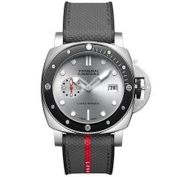 Panerai Submersible QuarantaQuattro Luna Rossa 37e Coupe de l'America PAM01681