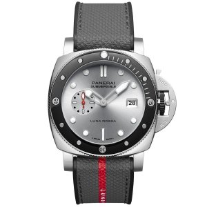 Panerai Submersible QuarantaQuattro Luna Rossa 37e Coupe de l'America PAM01681