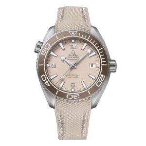 Omega Seamaster Planet Ocean 600M 43.5mm Montre replique homme Beige O21532442109001