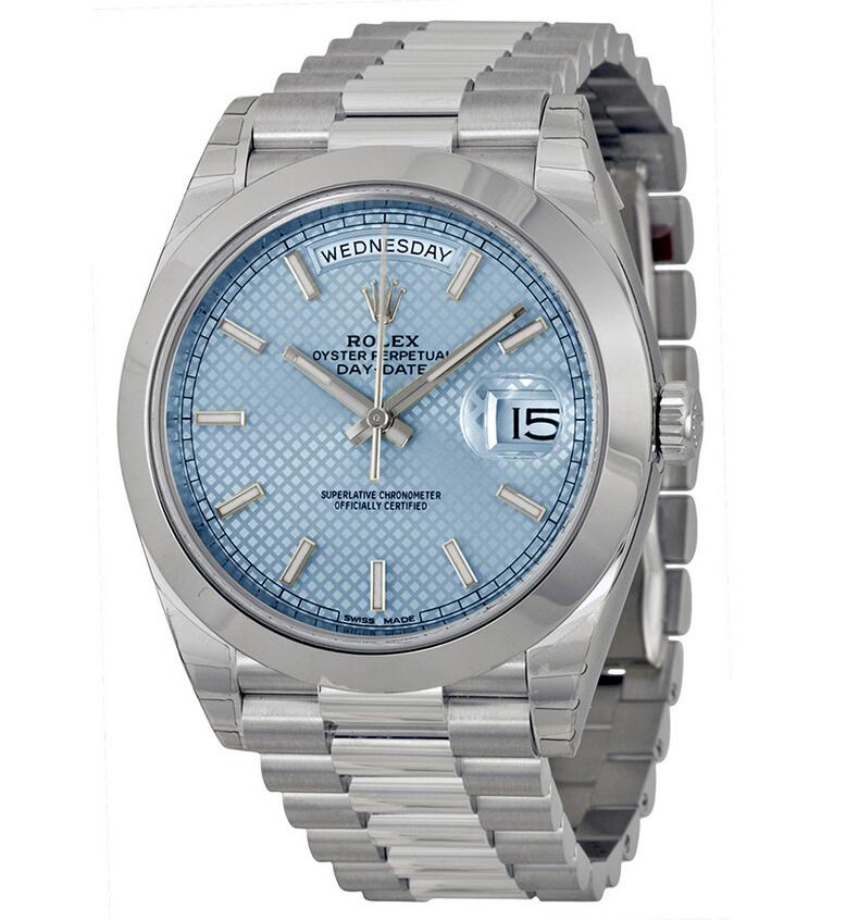 Réplique Rolex Day-Date La glace Bleu Diagonale Motif Cadran Platine President 228206