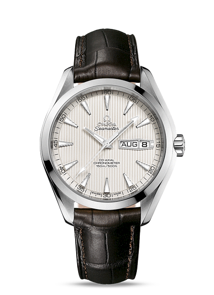 Réplique Omega Seamaster Aqua Terra Annual Calendar Montre 231.13.43.22.02.001